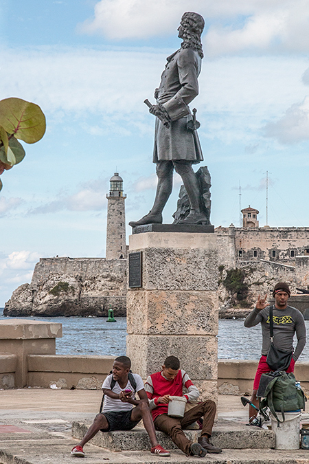 At the Malec�n, Havana, Cuba